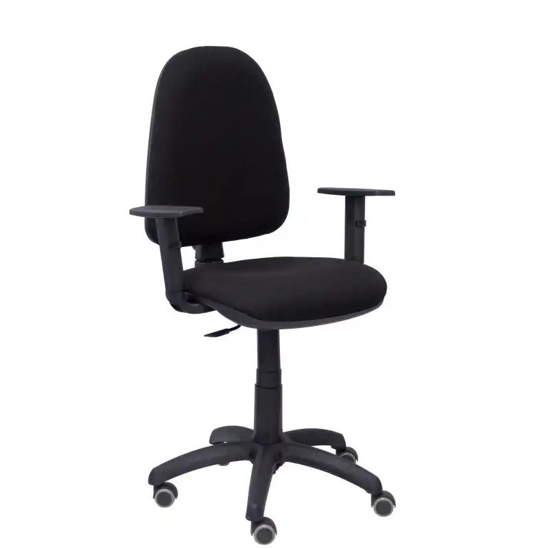 Piqueras y Crespo Ayna Bali Silla Oficina Brazos Regulables Ruedas de Parqué Negra